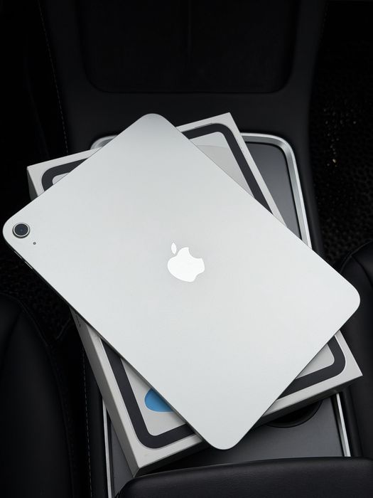 iPad (A16) 2025, 128 GB, стан 10 з 10