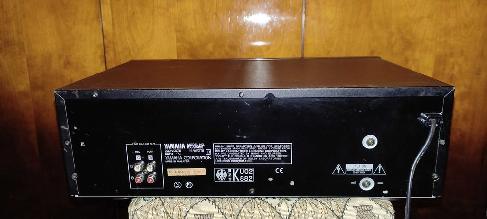 Аудиомагнитофон-дека  Yamaha kx-w492 и наушники FLYPER