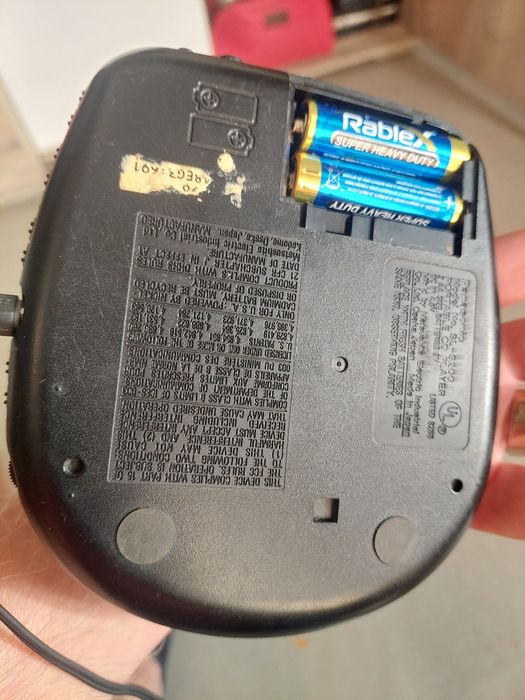 CD плеер Panasonic SL-L200 под ремонт.