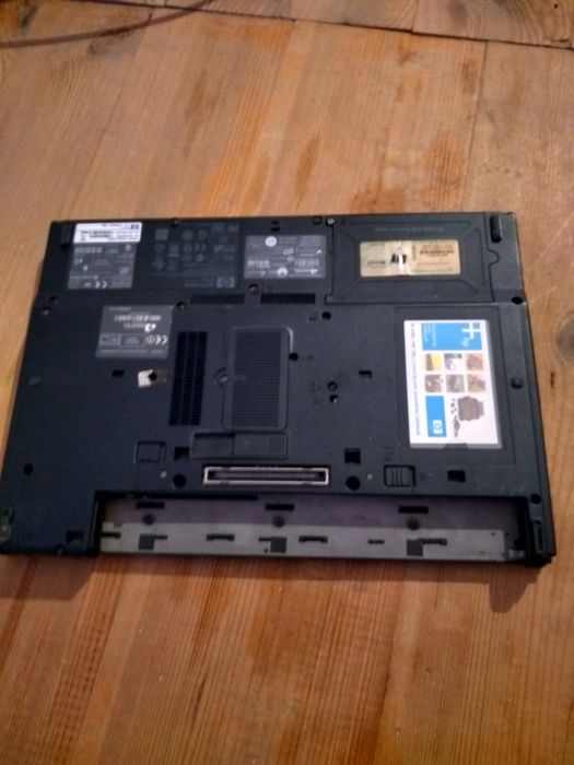 Laptop HP Compaq nc8430