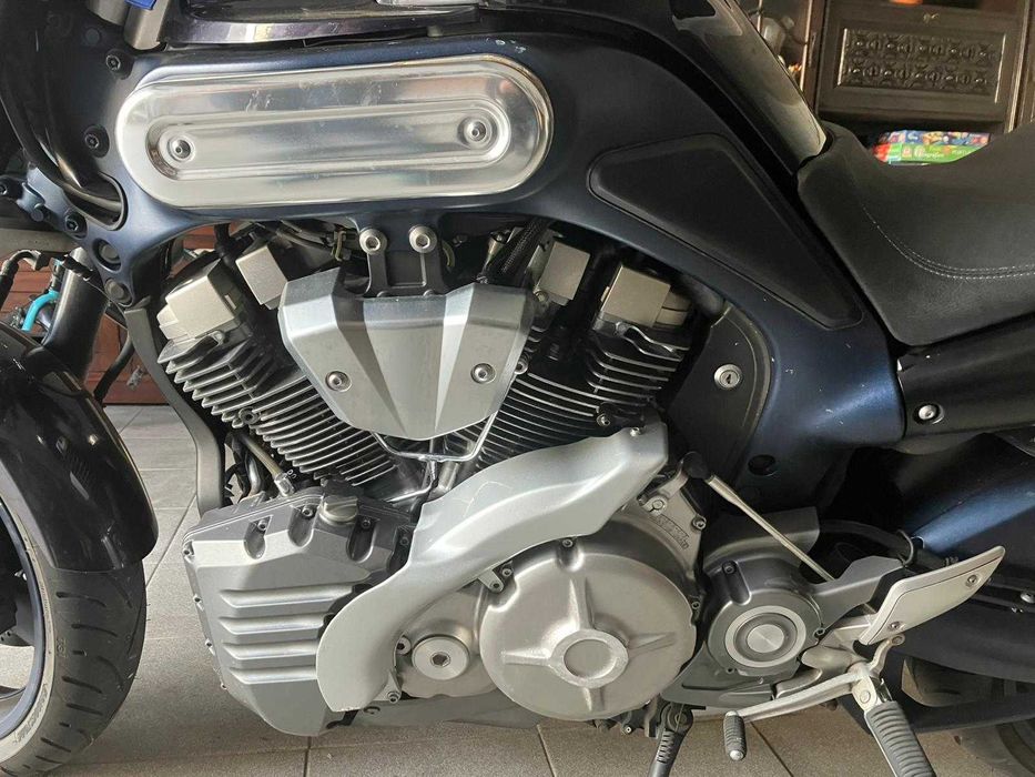 Yamaha MT01 ano 2007 com 27.000 km