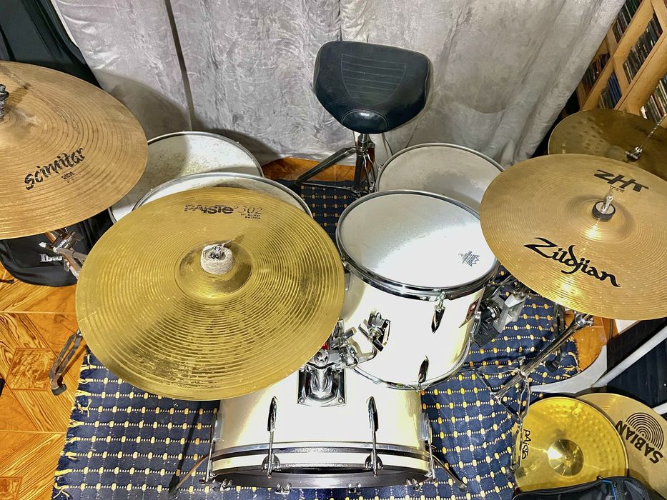 1984 Premier Royale APK