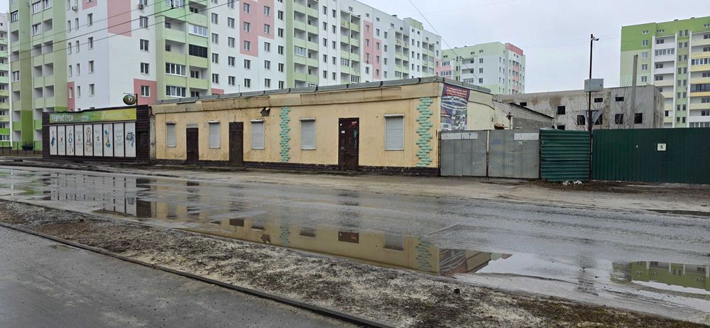 Здам своє окреме приміщення  305 м. кв