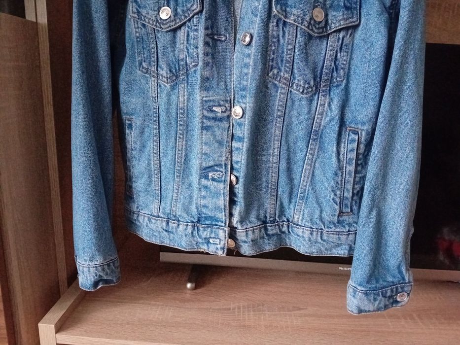 Kurtka jeansowa damska Stradivarius