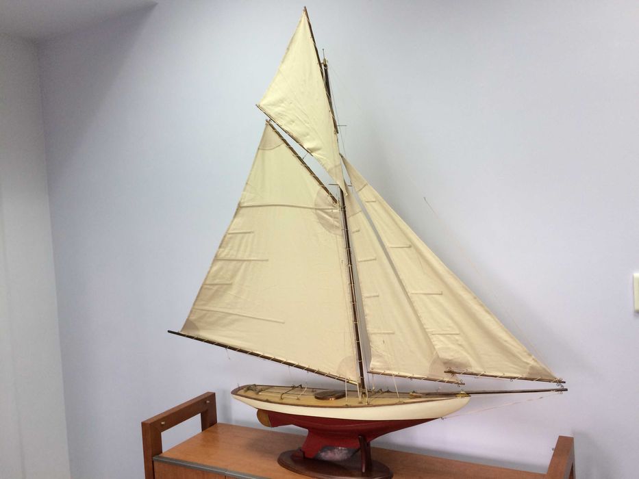 Model statku Bermuda Sloop - oryginał Authentic Models