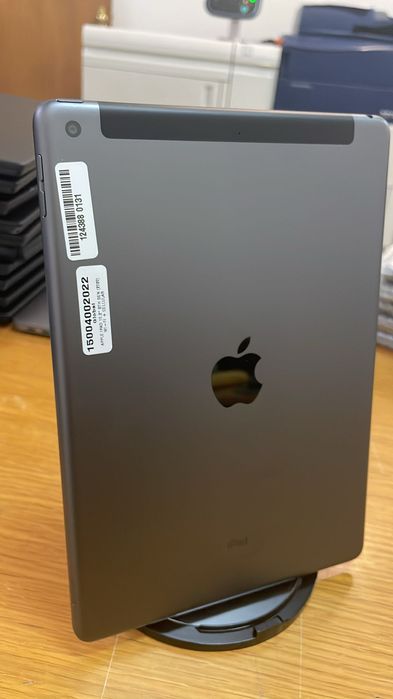 Apple iPad 10.2" 8TH GEN (2020) WI-FI + CELLULAR