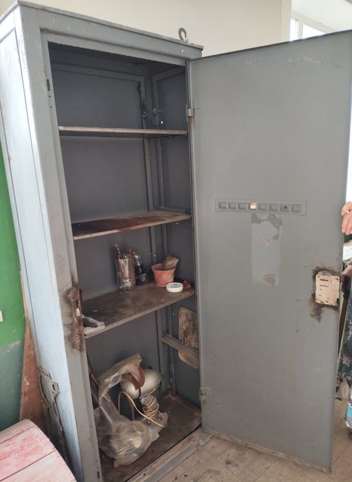 Шкаф металлический неразборной