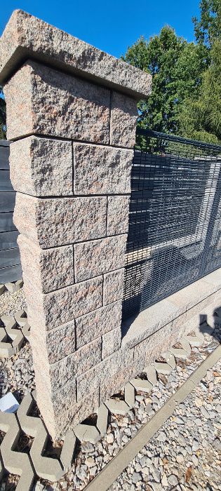 PUSTAKI ŁUPANE bloczek ONIX słupek grafit melanż ogrodzenie