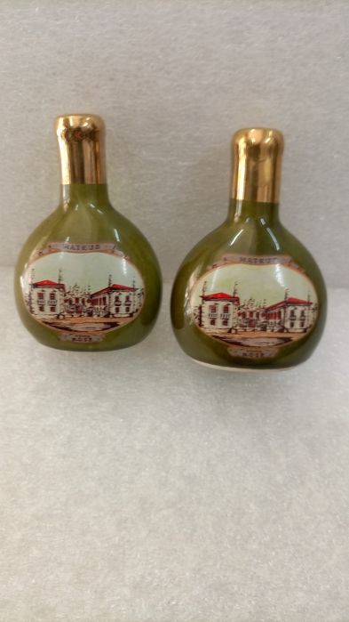 Conjunto paliteiro e saleiro