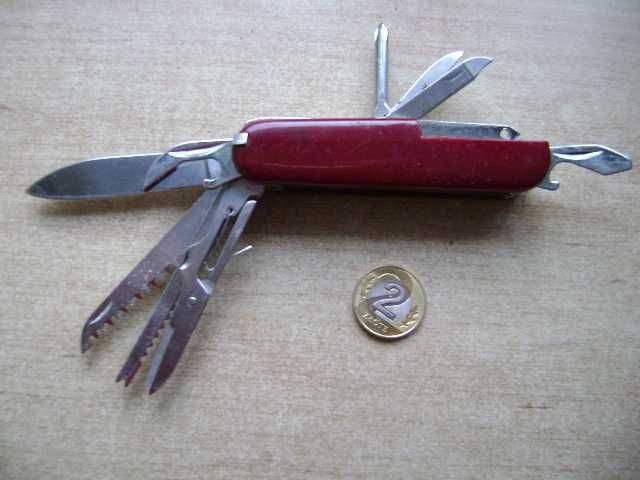 Starocie z PRL - Scyzoryk chiński z urwanym korkociągiem TANIO