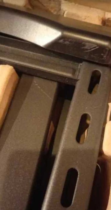 5133 PERLEGEAR PGLF10 stabilny uchwyt do telewizora 37-80 cali do 60KG