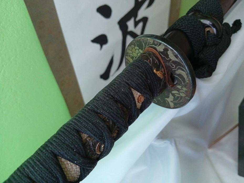 Stare japońskie koshirae do miecza wakizashi.