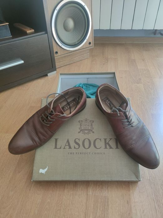 Buty wizytowe Lasocki 100% skóra naturalna Roz. 42 wkładka 27 cm