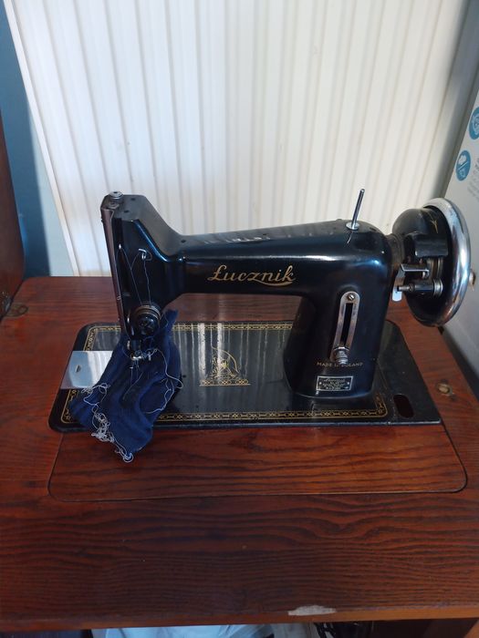 Maszyna do szycia łucznik prl