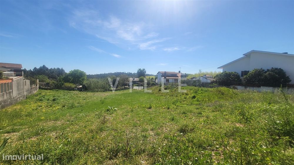 Plot of land in Águeda, 1,480 m², only €69,500 – Investment opportunity