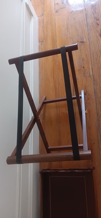 Mesa de apoio estilo inglês