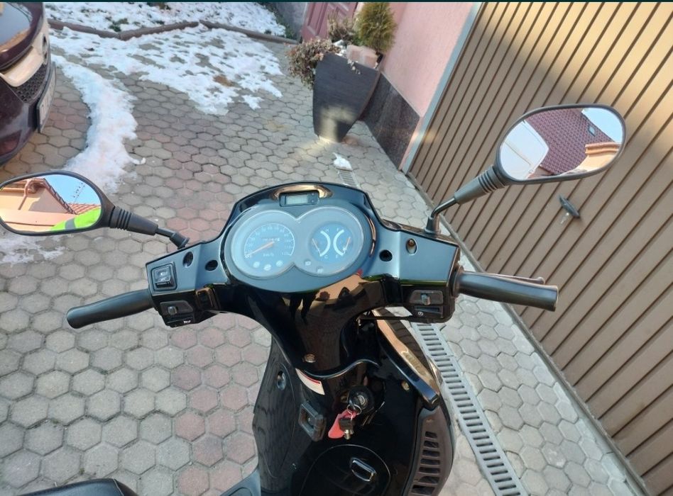 Skuter Walstreet 125