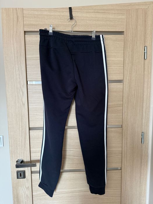 Spodnie dresowe Adidas, nowe