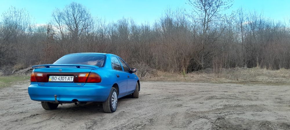 Продається мазда 323
