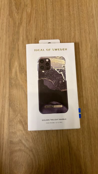 Etui iPhone 12 Ideal of Sweden