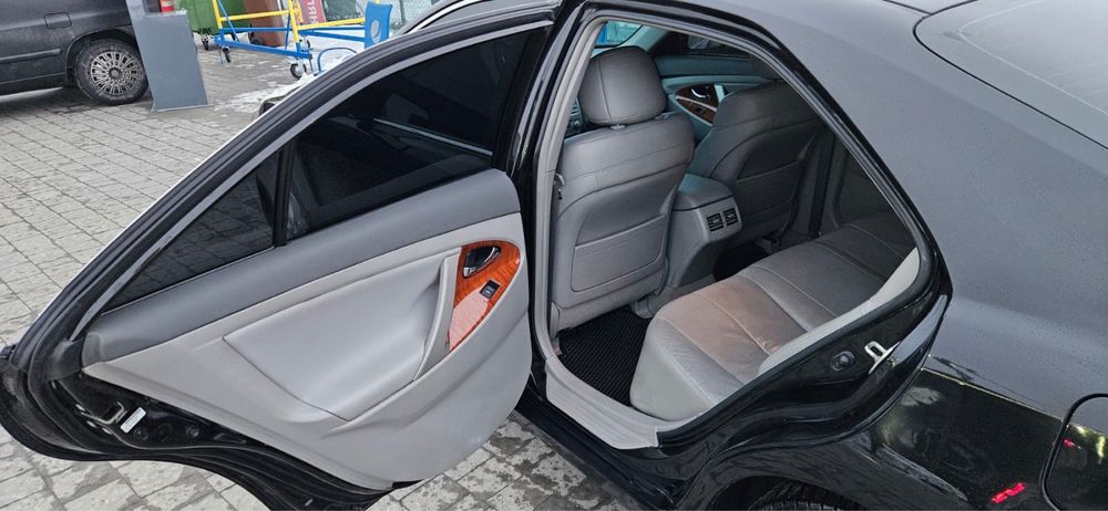 Toyota Camry XLE 2011