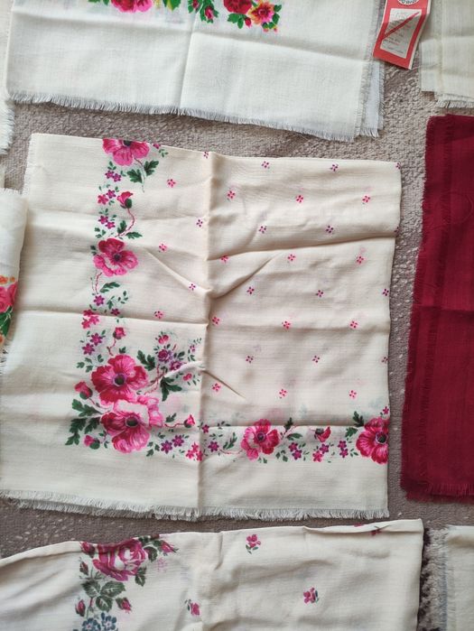 Шерстяні хустки (платки) 73*73