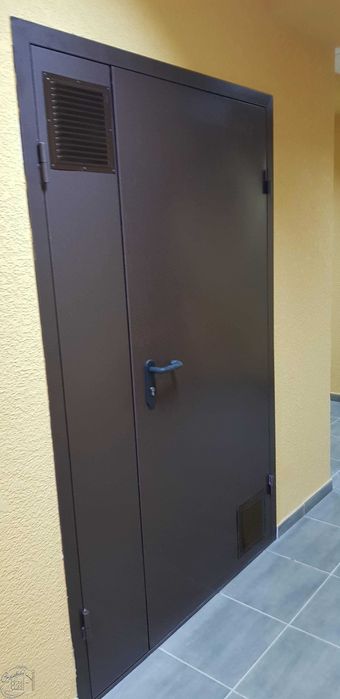 Двери, ворота, люки, технические, противопожарные/Двері, ворота, люки