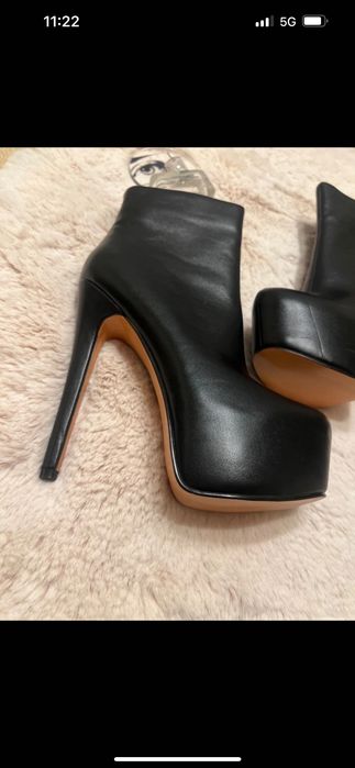 Nowe! Seksowne botki na platformie i szpilce rozmiar 39