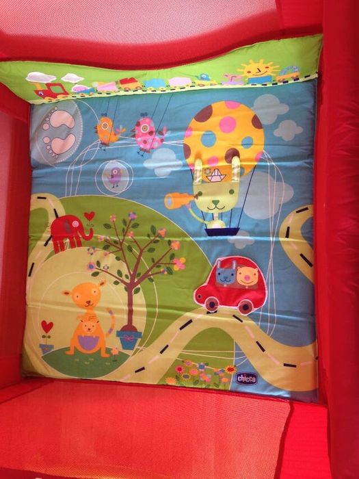 Chicco Parque Open Box Country (Vermelho)