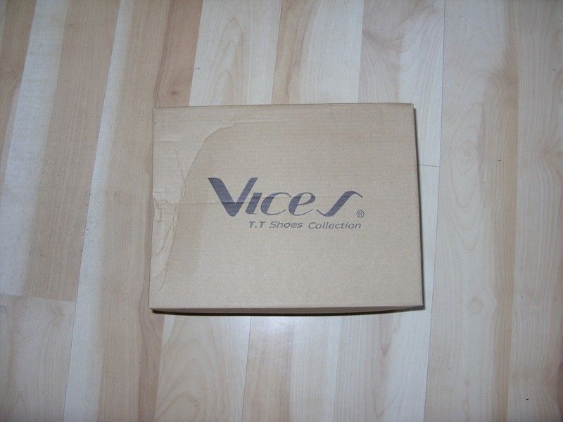 Nowe szpilki w koronkowy wzór