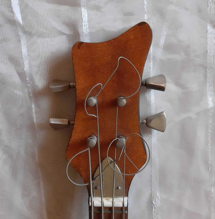 Гітара БАС "Кавказ"