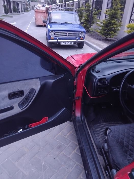 Nissan sunny 1994