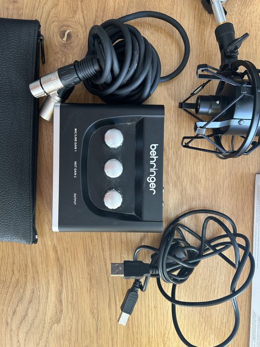 mikrofon audiotechnica at2020 - interfejs behringer um2 zestaw