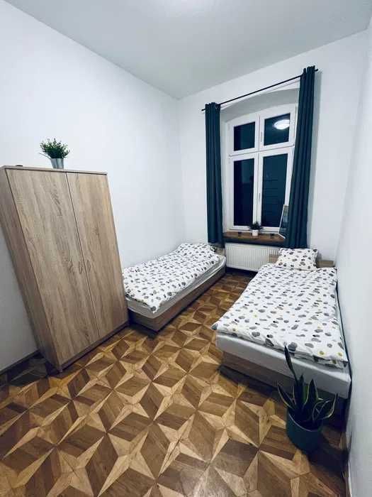 500 грн. неделя проживания Хостел Киев Метро Левобережна. Есть места!!