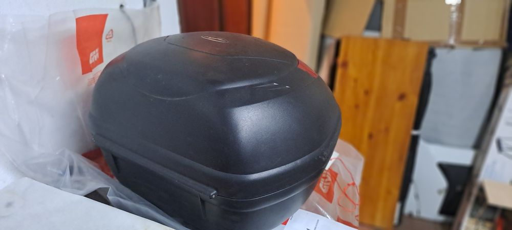 Top Case Givi E47 c/luz Stop