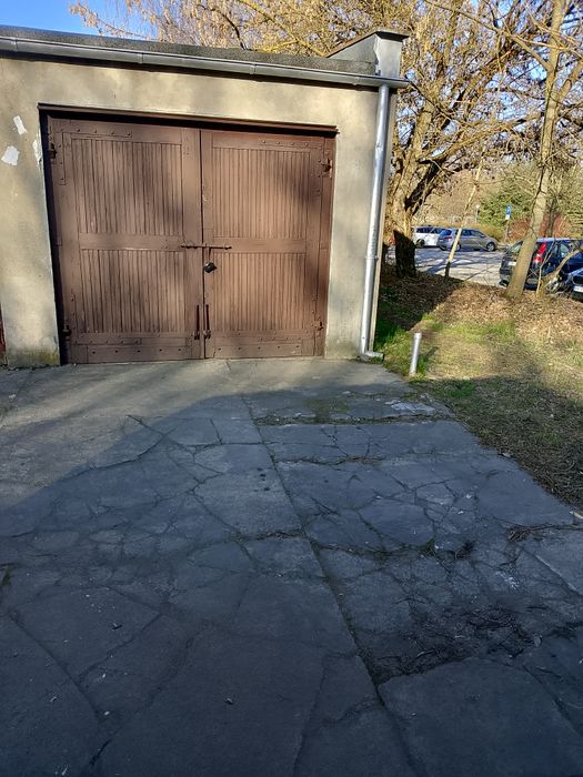Garaż murowany  sprzedam