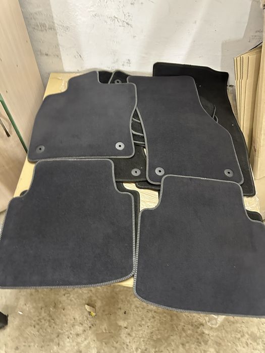 Коврики vw atreon,3g8863011A