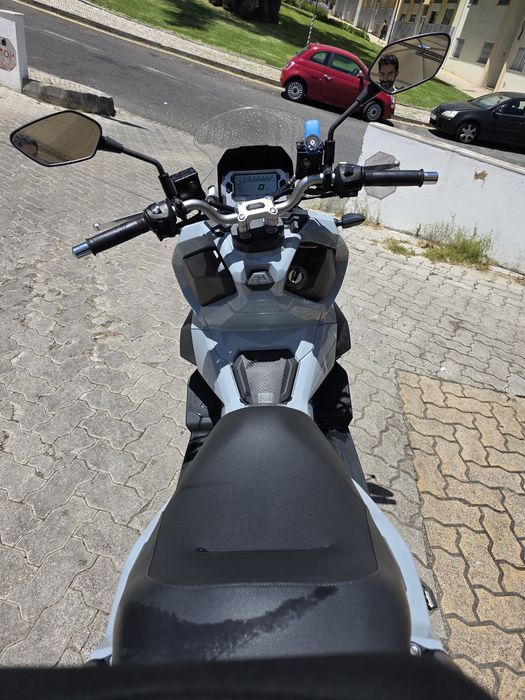 Scooter Sym ADX 125