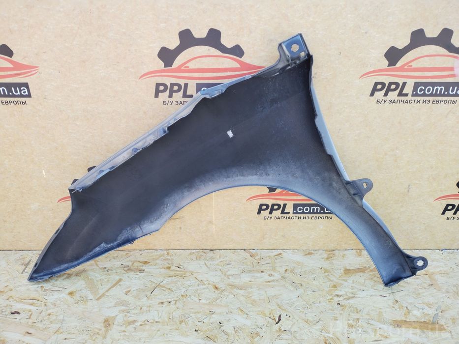 Citroen C4 2004-2010 Крыло переднее правое