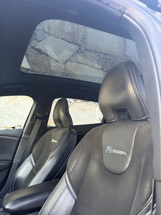 Volvo V40 - R Design