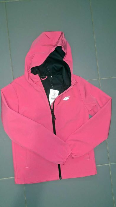 Kurtka softshell 4F dziewczęca r.146 (10-11lat) nowa