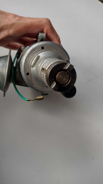 Oryginalny aparat zapłonowy Garbus VW BOSCH