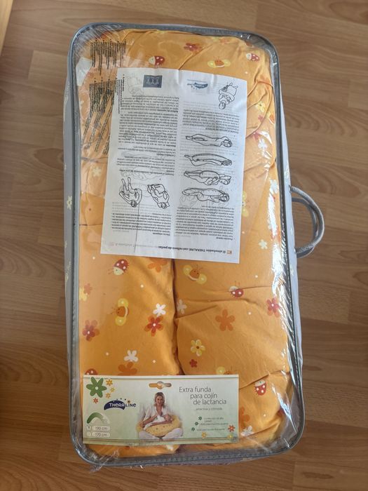 Almofafa de amamentacao usada mas em bom eataso