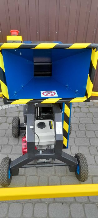 Rozdrabniacz spalinowy 15KM 4n niebieski rebak rębak walcowy tani opał