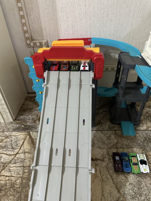 Паркінг- трек машинки