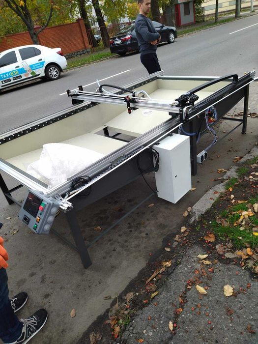 Лазерний станок CO2 із ЧПК/ВИРОБНИЦТВО