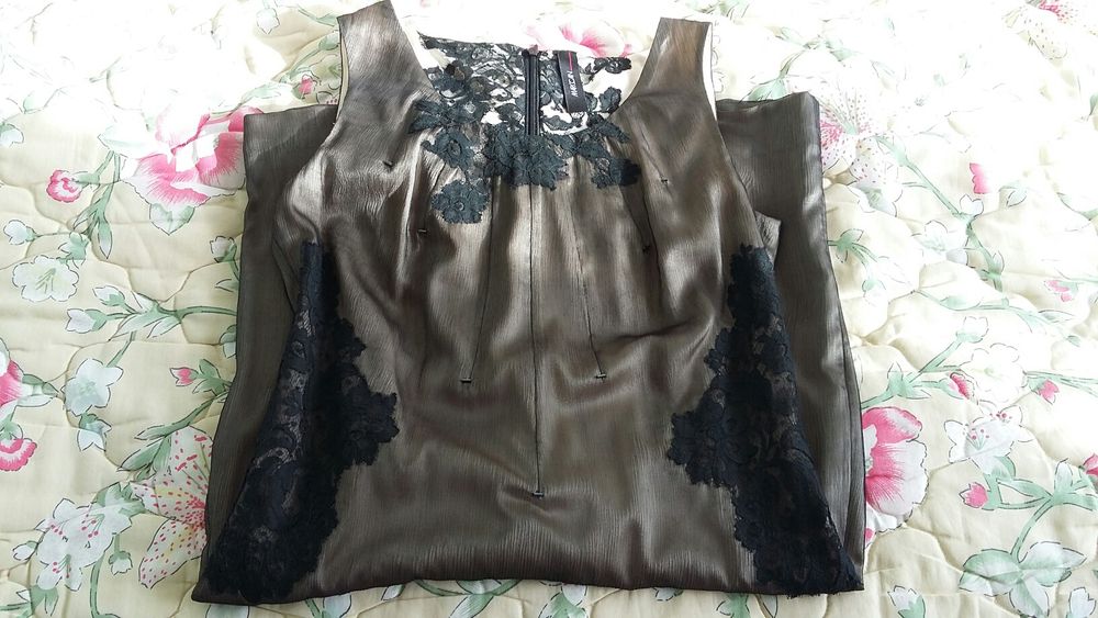 Платье шелковое нарядное