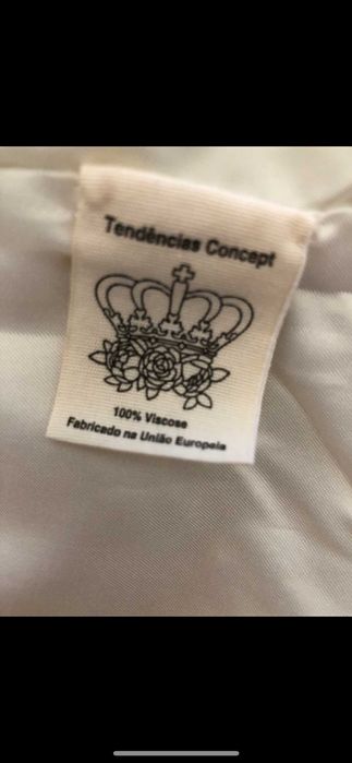 Colete pêlo sem mangas com capuz