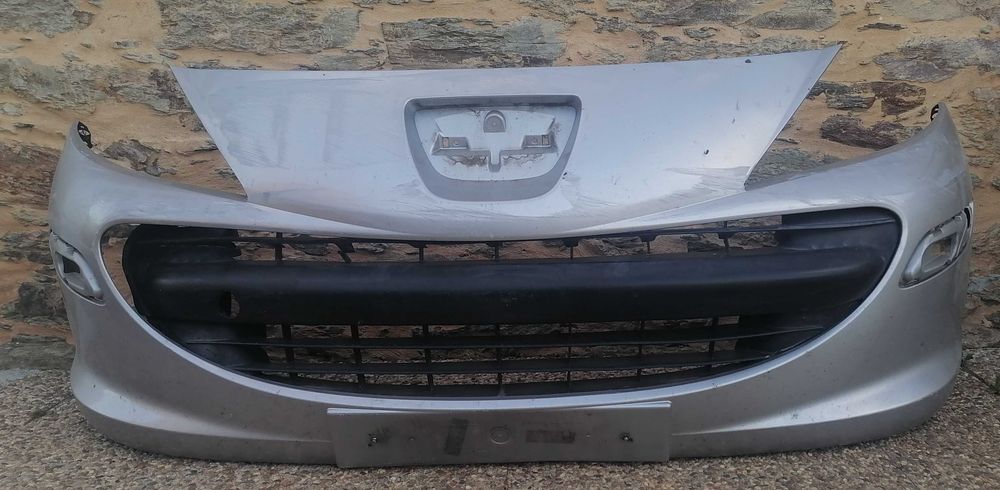 Parachoques peugeot 207