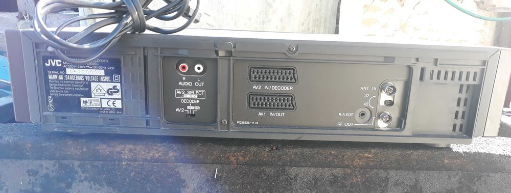 JVC hr-e939eg  Hi-Fi VCR Video Cassette Player с Германи \дефект